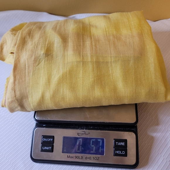 Morpankh by Shruti Sancheti Yellow Lightweight Embroidered Floral Kurta sz S - Picture 7 of 7